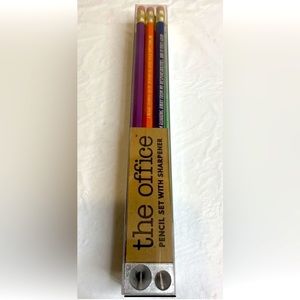 2016 The Office Pencil set w/sharpener. 9 pencils with different phrases - New